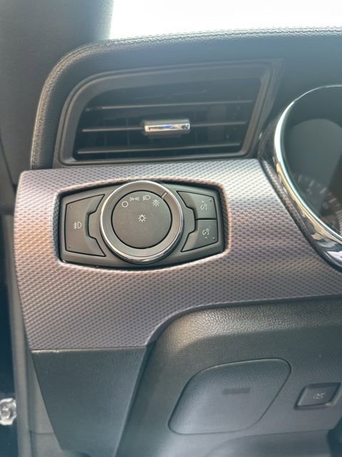 Used 2017 Ford Mustang EcoBoost image 14