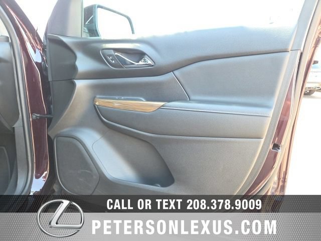 Used 2017 GMC Acadia SLE FWD image 12