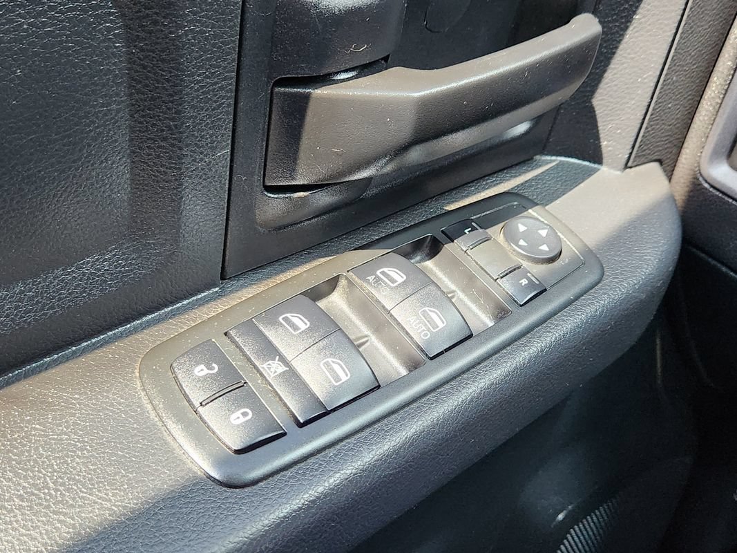 Used 2014 RAM 1500 Express w/ Black Ram 1500 Express Group AWD/4WD image 27