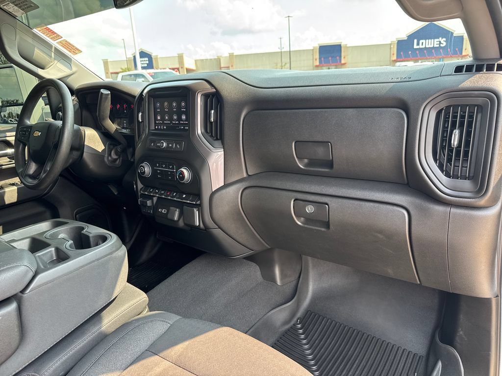 Used 2024 Chevrolet Silverado 2500 Custom w/ Custom Value Package AWD/4WD image 33