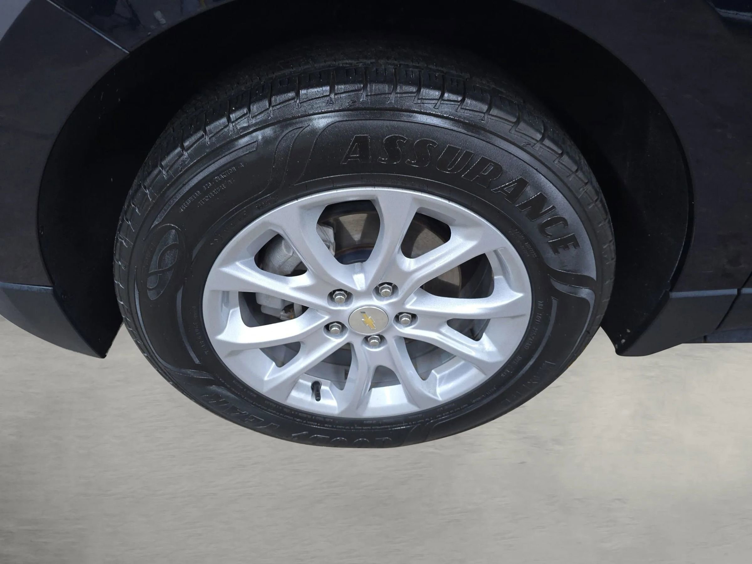 Used 2021 Chevrolet Equinox LS image 14