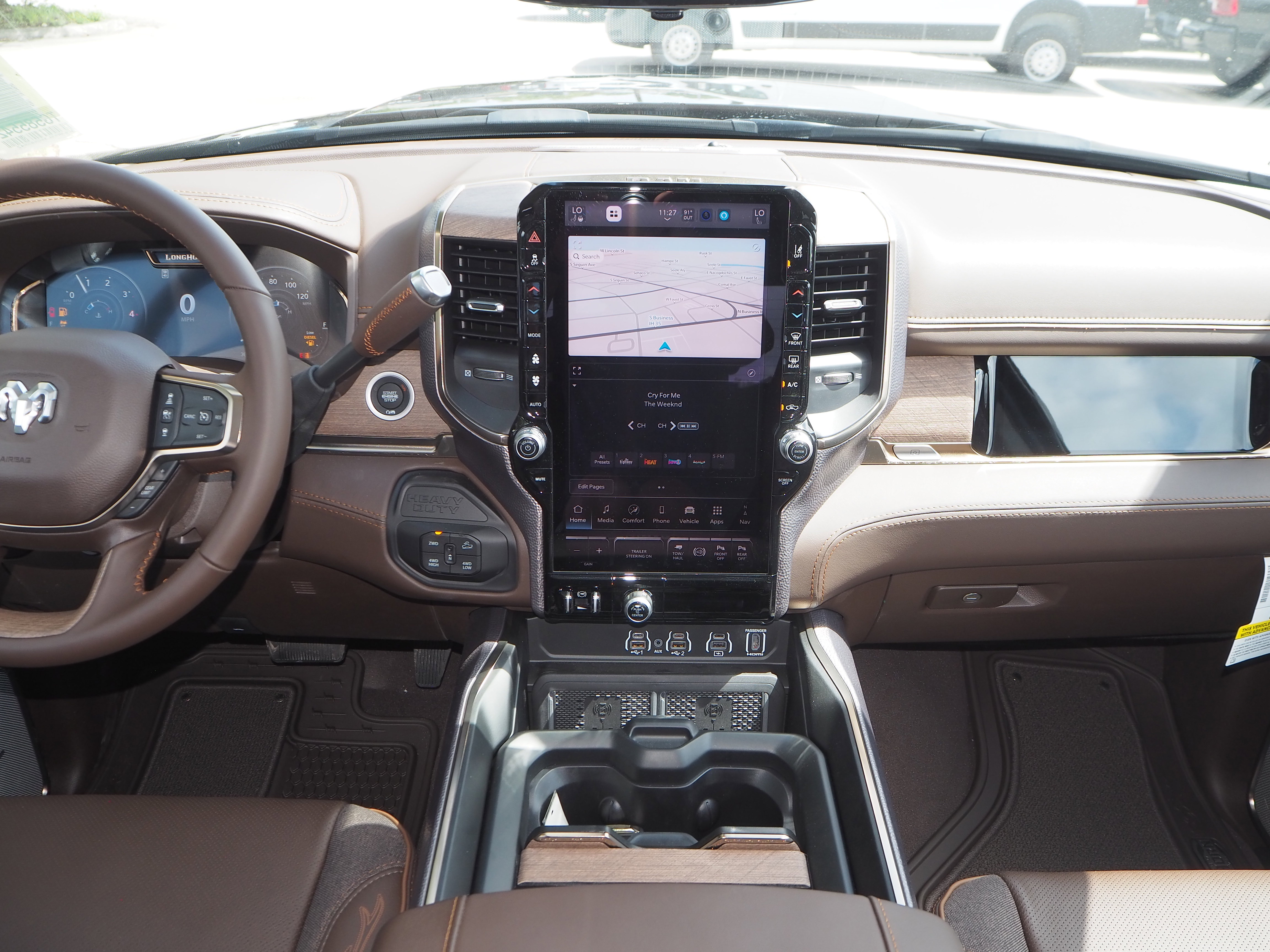 New 2025 RAM 2500 Limited AWD/4WD image 20