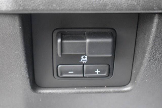 Used 2023 GMC Canyon Elevation w/ Convenience Package RWD image 24