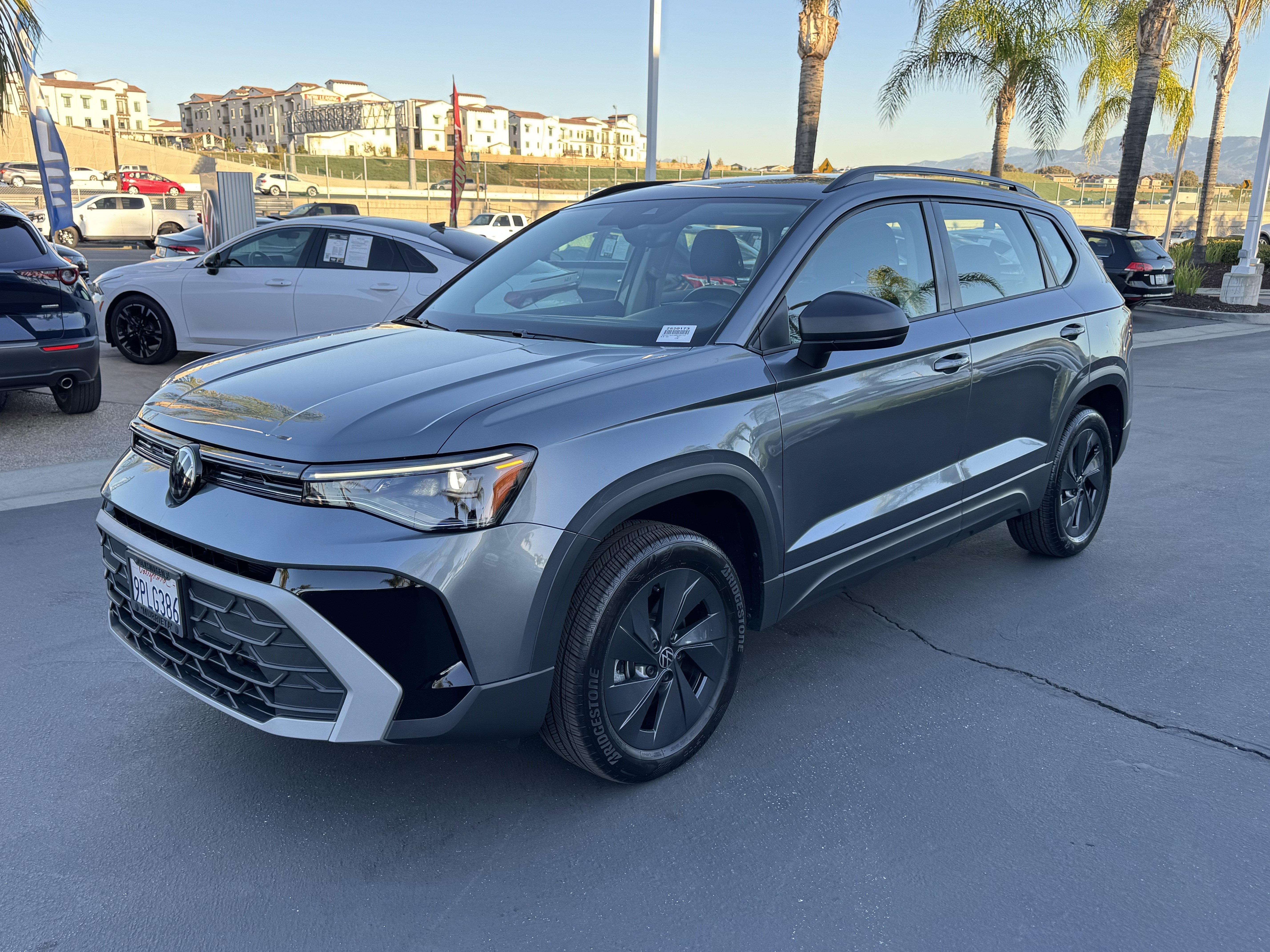 Used 2025 Volkswagen Taos S image 5