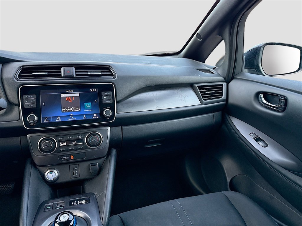 Used 2023 Nissan Leaf S image 21