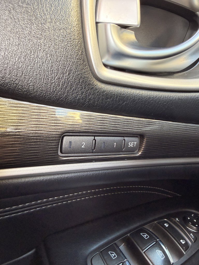 Used 2017 INFINITI QX60 FWD w/ Premium Plus Package image 25