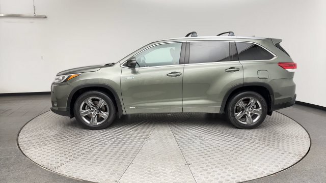 Used 2018 Toyota Highlander Limited Platinum AWD/4WD image 5