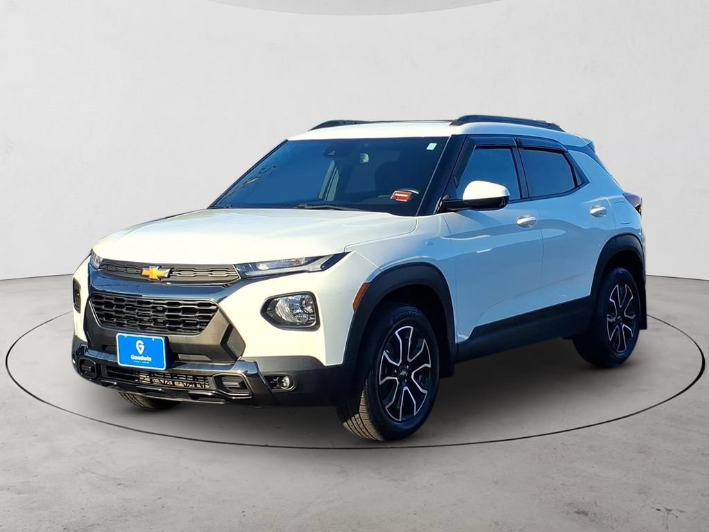 Used 2023 Chevrolet TrailBlazer ACTIV w/ Sun and Liftgate Package AWD/4WD image 1