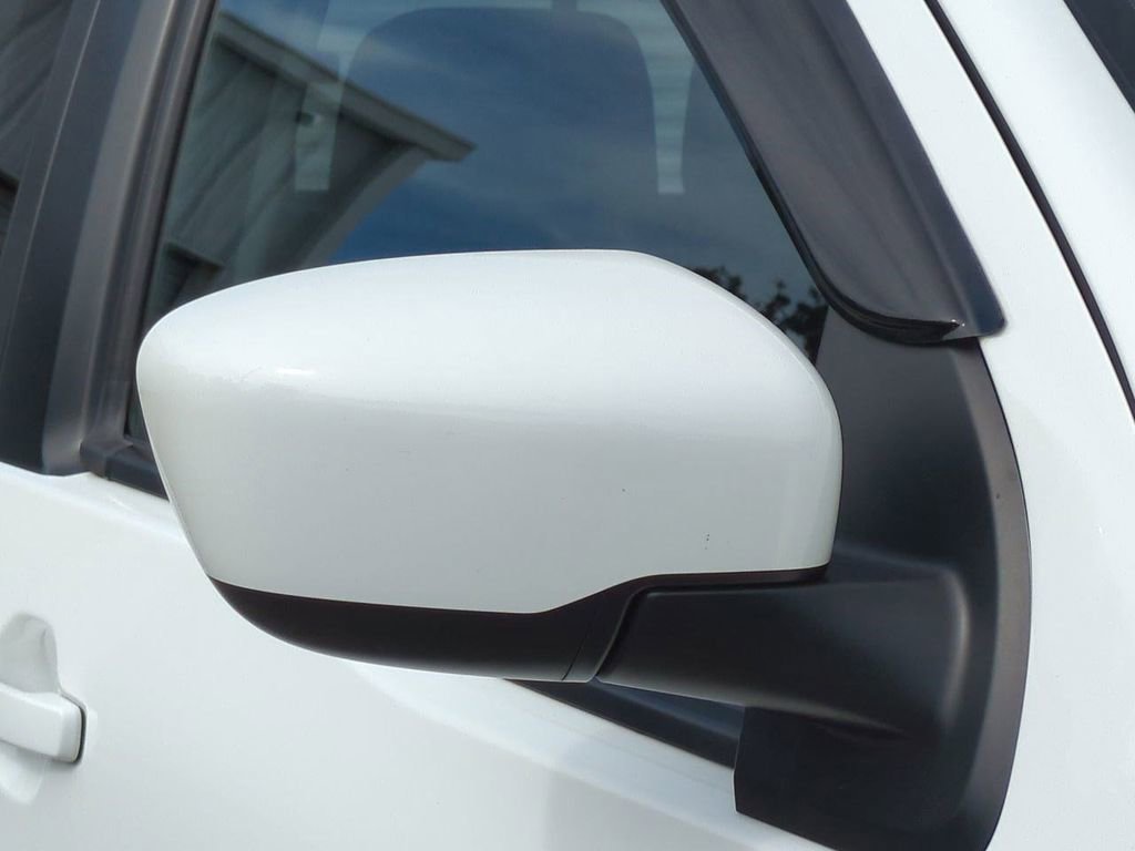 Certified 2022 Nissan Frontier SV image 12