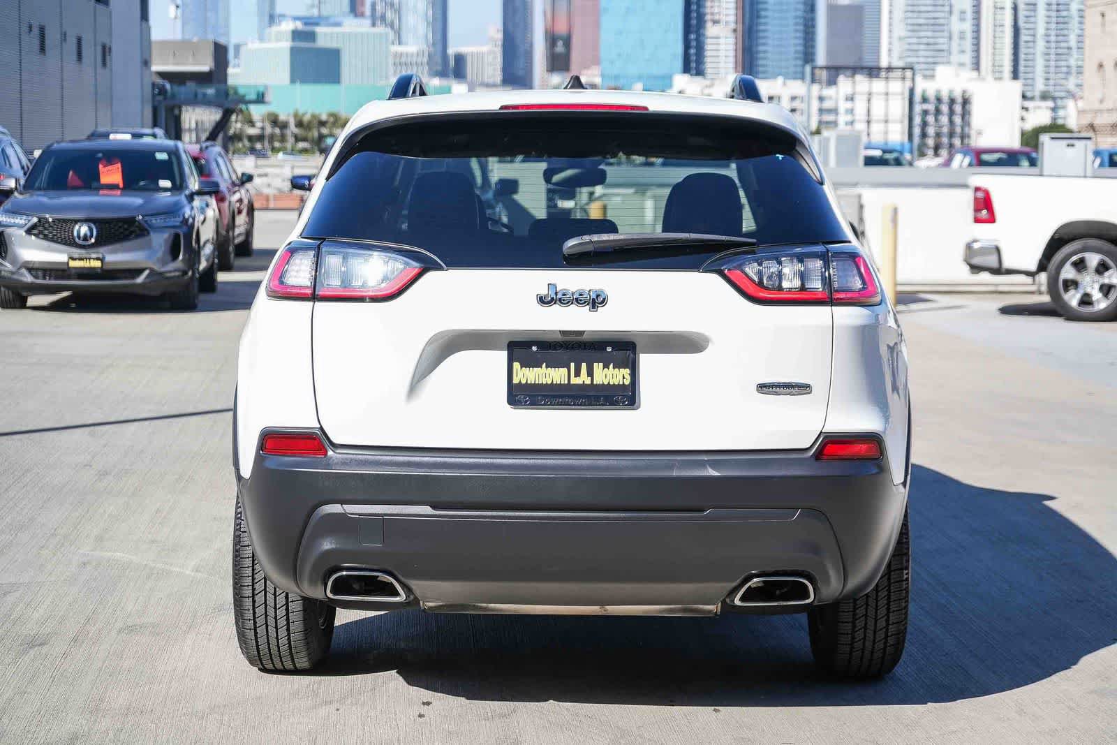 Used 2022 Jeep Cherokee Latitude Lux FWD image 7