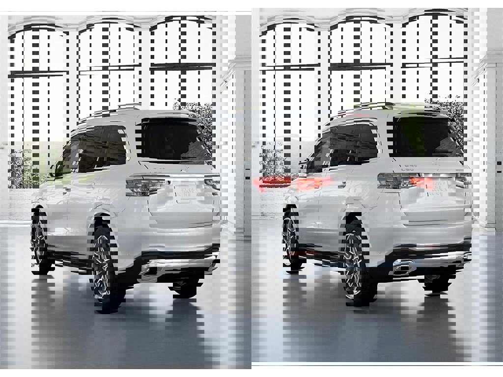 New 2026 Mercedes-Benz GLS 450 4MATIC image 28