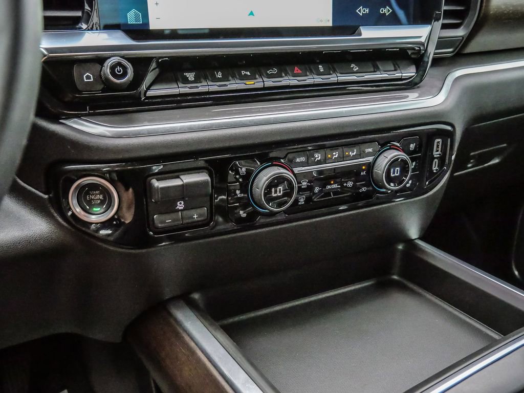 Certified 2025 Chevrolet Silverado 2500 High Country w/ Technology Package image 38