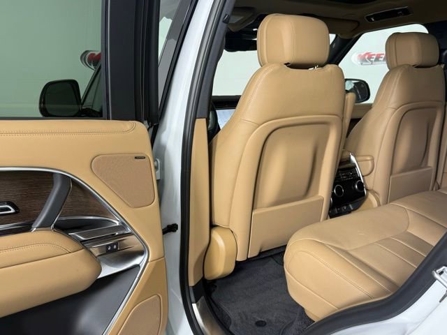 Used 2023 Land Rover Range Rover SE image 27