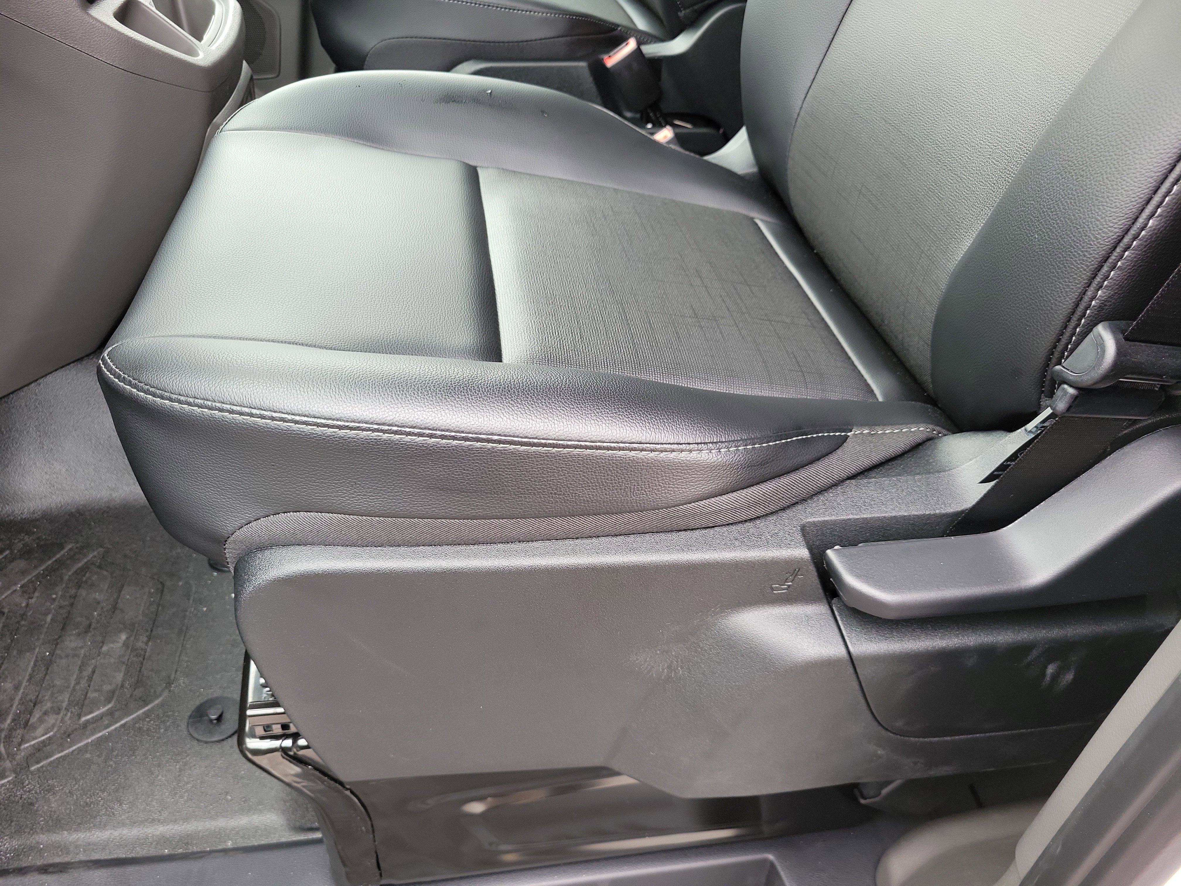 New 2025 Ford Transit 150 Low Roof RWD image 15