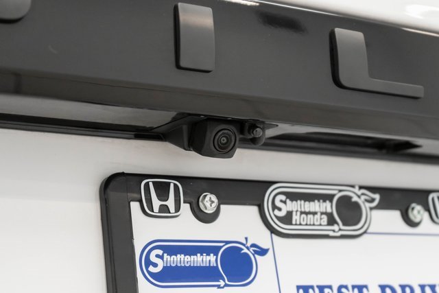 Used 2025 Honda Pilot EX-L image 9