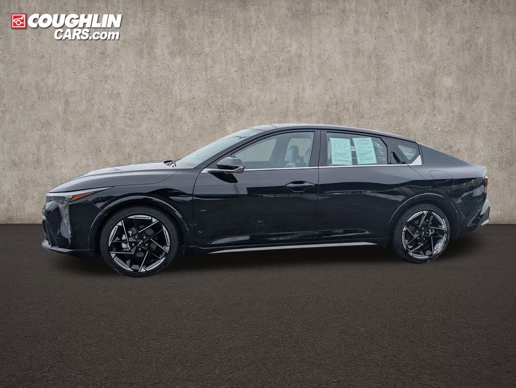 Used 2025 Kia K4 GT-Line w/ GT-Line Premium Package image 4