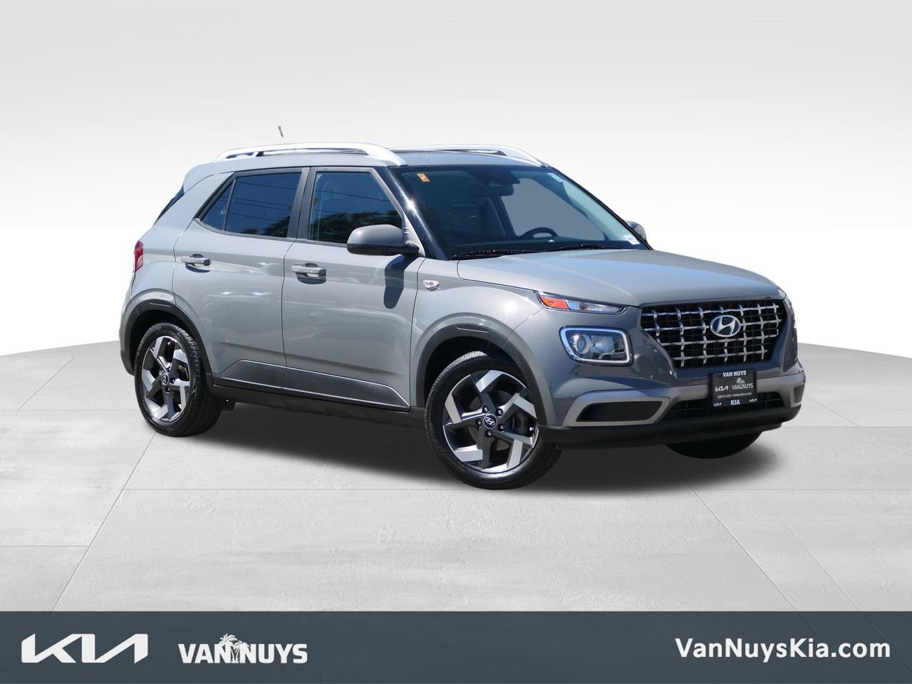 Used 2023 Hyundai Venue SEL