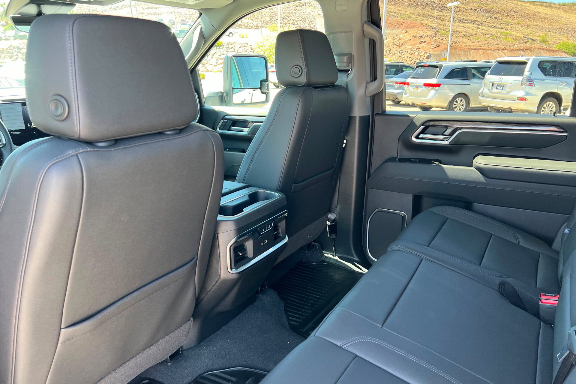 New 2026 Chevrolet Silverado 2500 LTZ w/ LTZ Plus Package AWD/4WD image 20