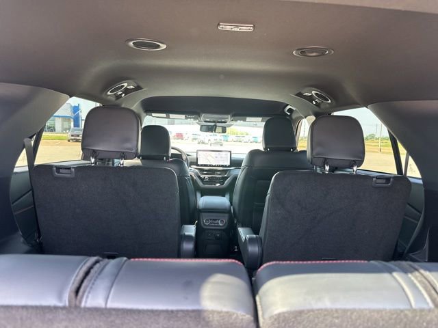 Used 2025 Ford Explorer ST image 24