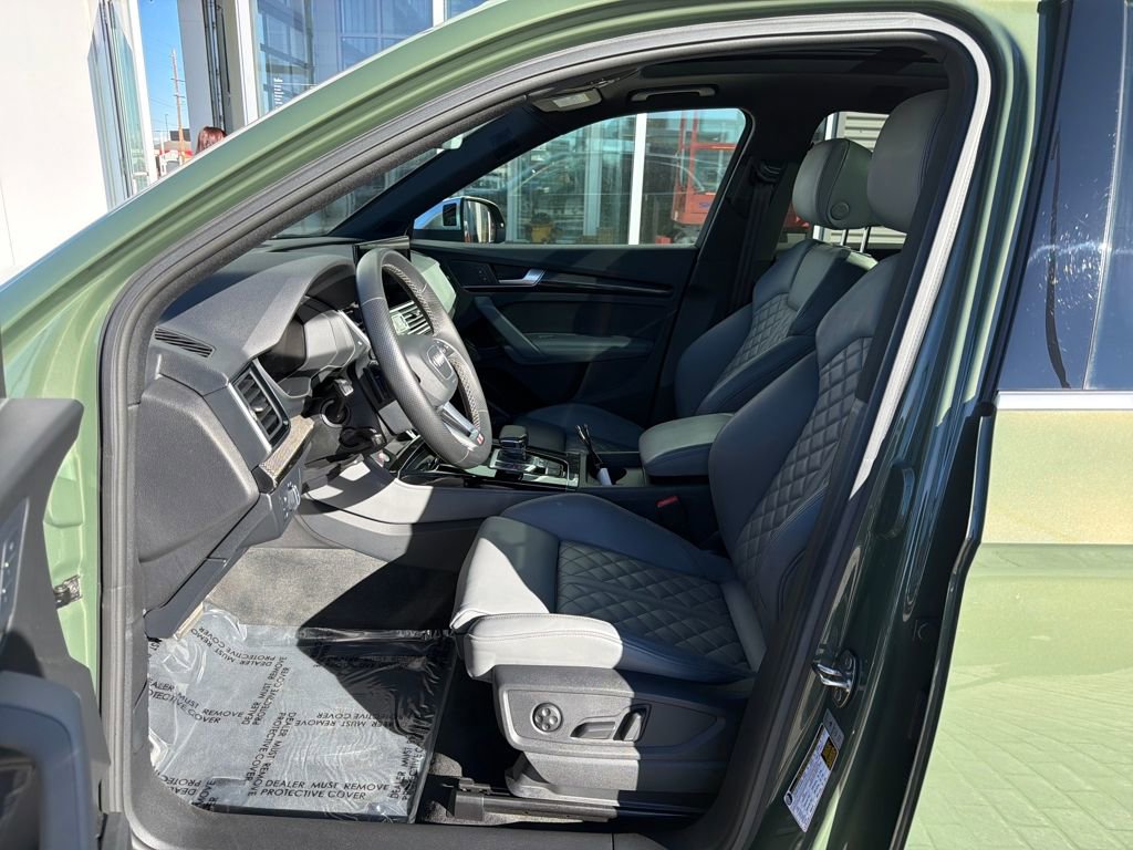 Used 2023 Audi SQ5 Premium Plus w/ Premium Plus Package image 9