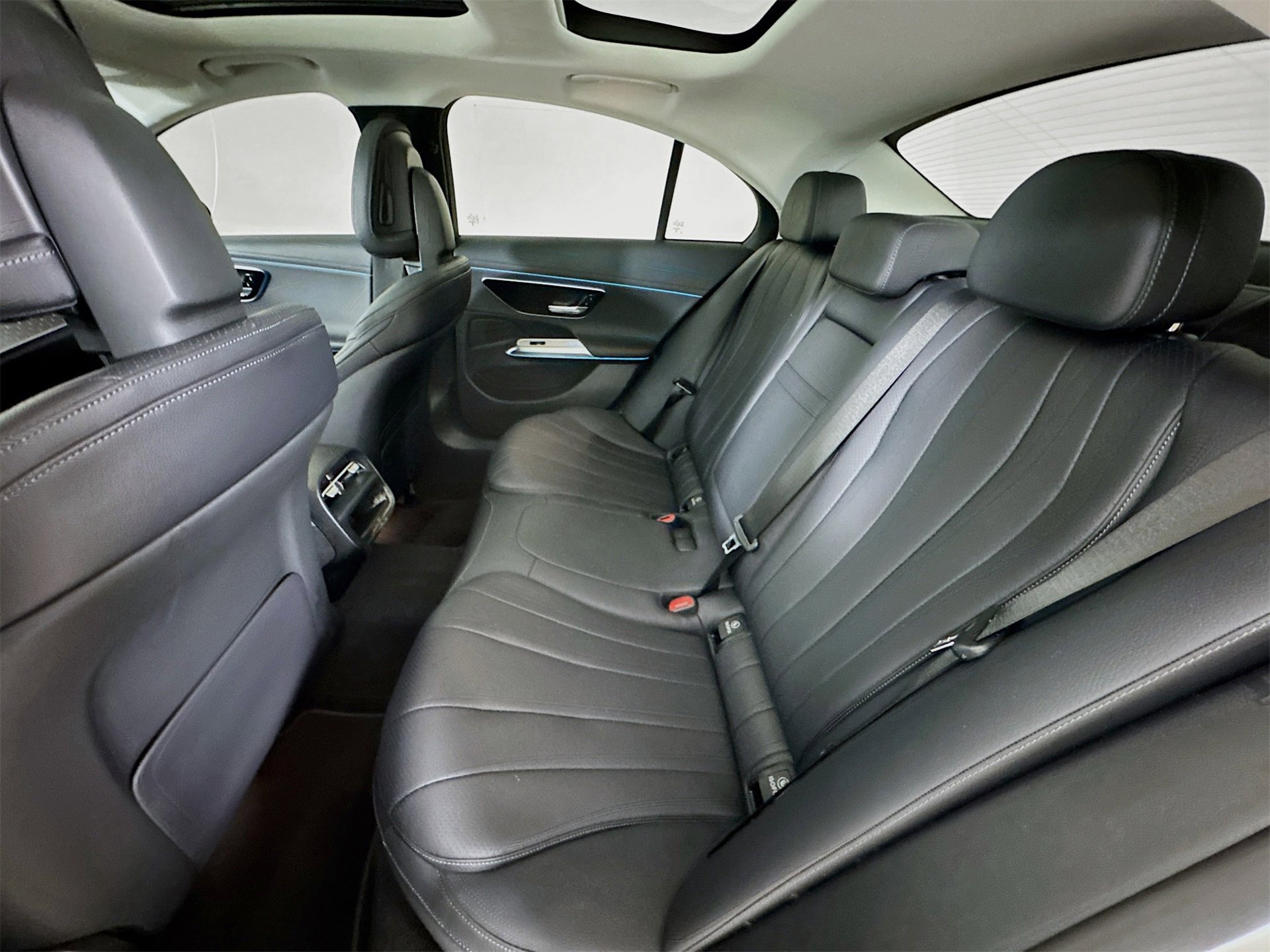 Certified 2024 Mercedes-Benz E 350 4MATIC Sedan w/ Driver Assistance Package image 26