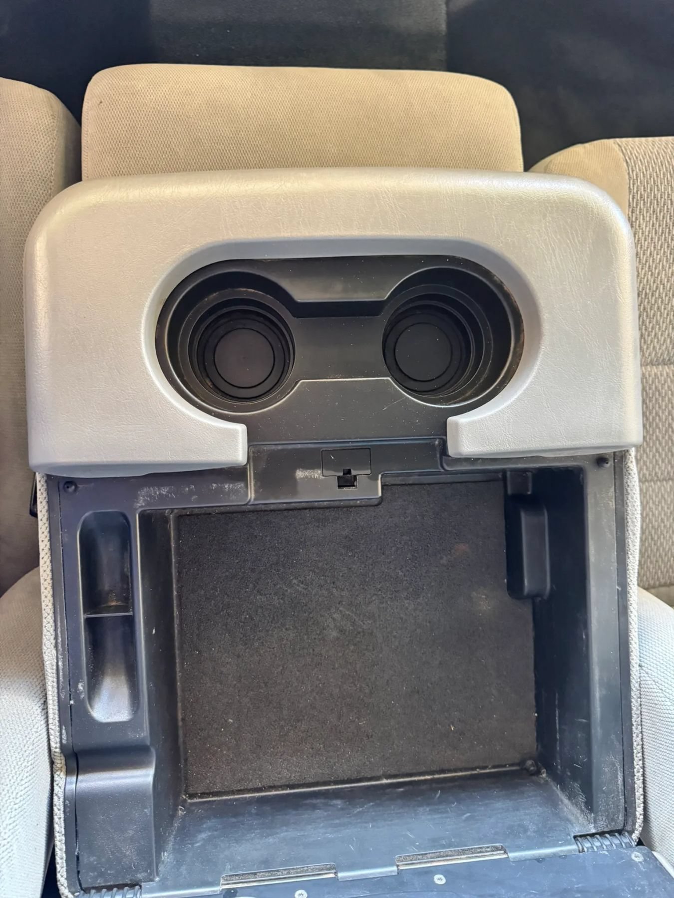 Used 2003 Ford Excursion XLT AWD/4WD image 16