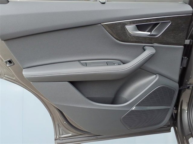 New 2026 Audi Q7 3.0T Premium Plus image 6