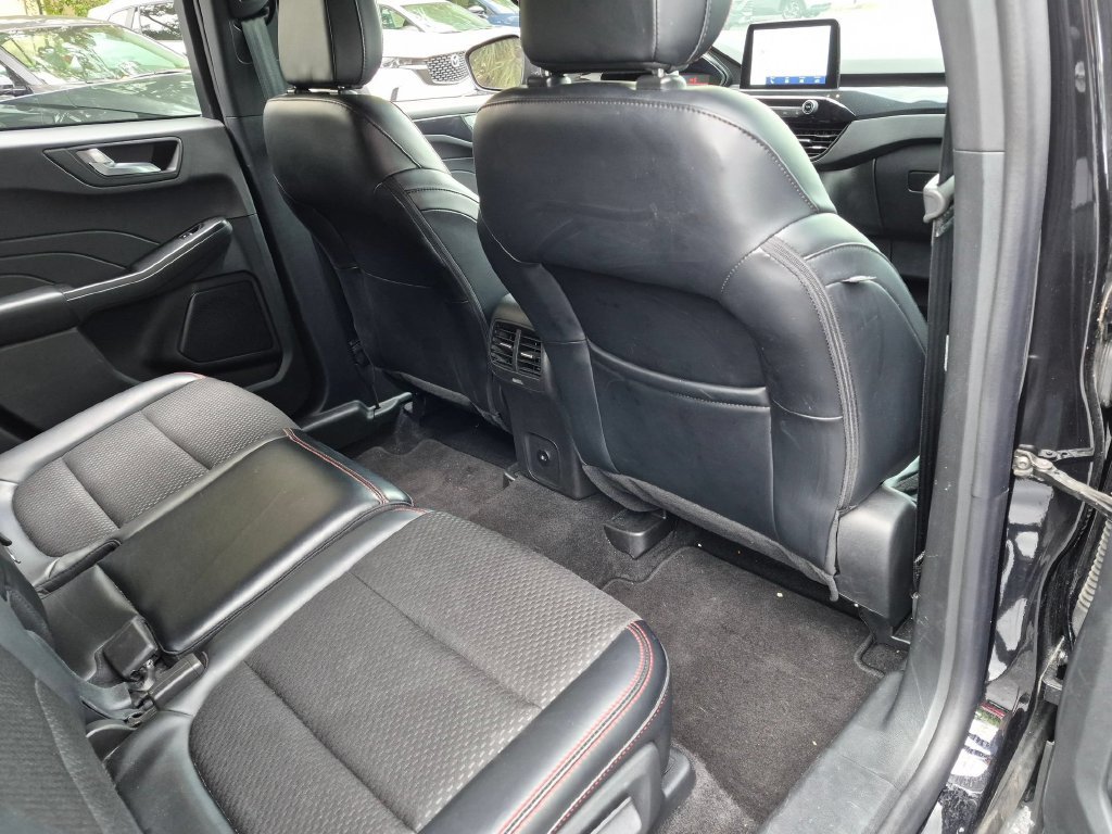 Used 2025 Ford Escape ST-Line FWD image 28
