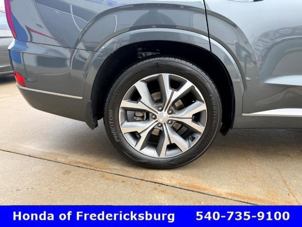 Used 2022 Hyundai Palisade Limited w/ Winter Package image 12