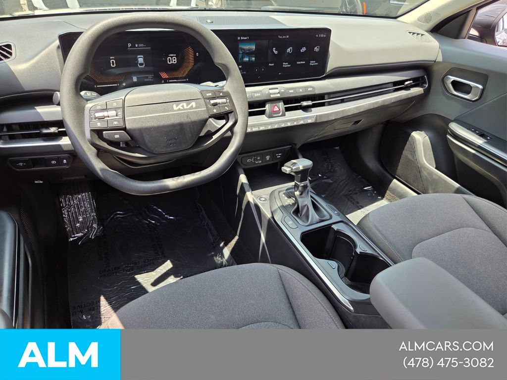 Used 2025 Kia K4 FWD image 9
