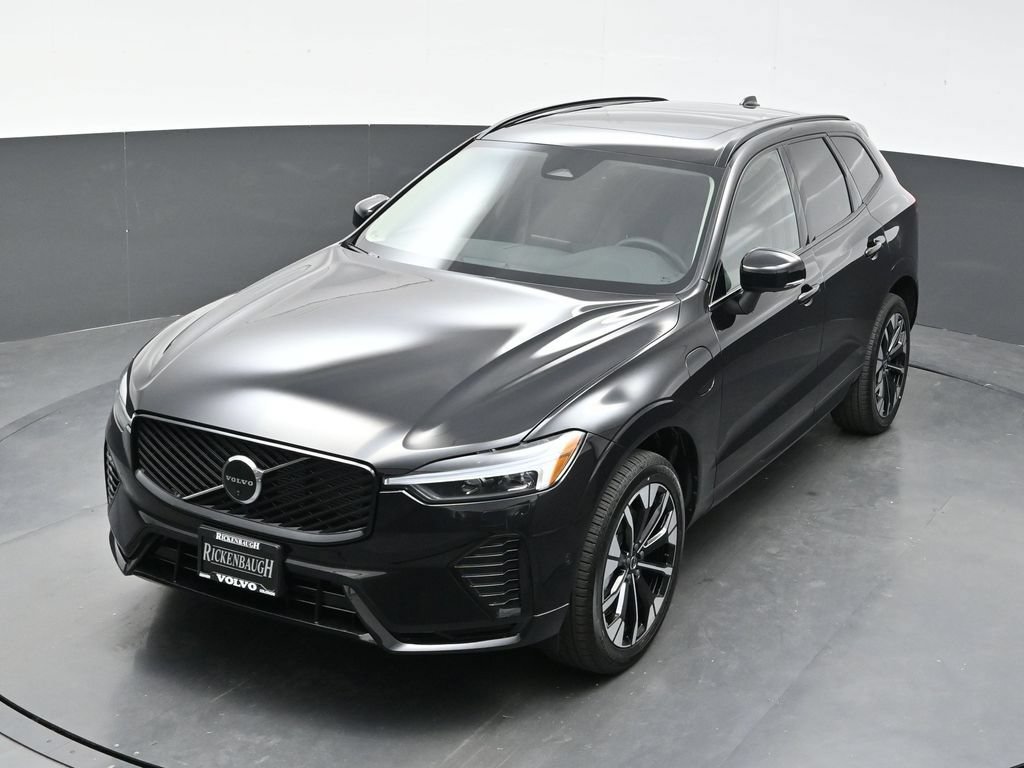 New 2026 Volvo XC60 T8 Plus w/ Climate Package PRO AWD/4WD image 29