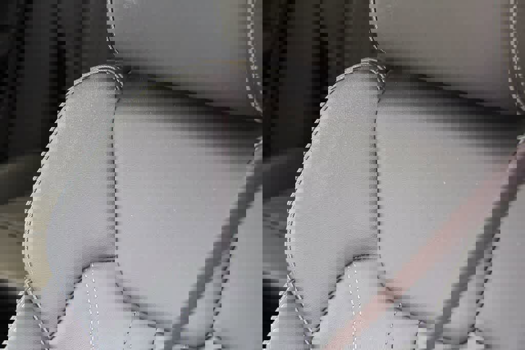 Used 2025 Audi Q5 e Premium Plus w/ Premium Plus Package image 25