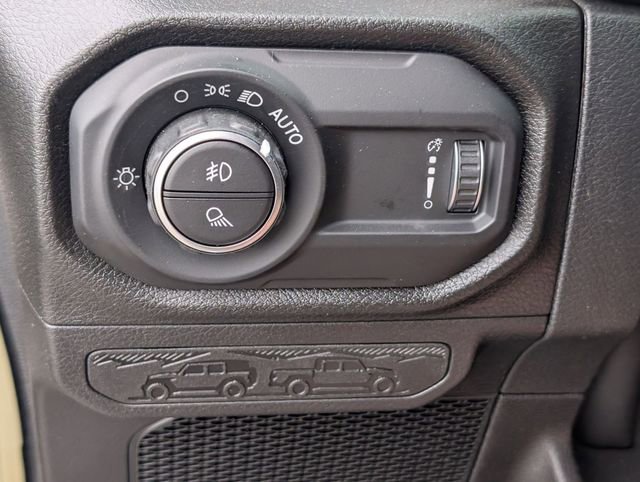 New 2026 Jeep Gladiator Sport AWD/4WD image 12