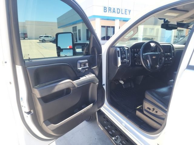 Used 2016 Chevrolet Silverado 3500 LT w/ LT Convenience Package AWD/4WD image 36