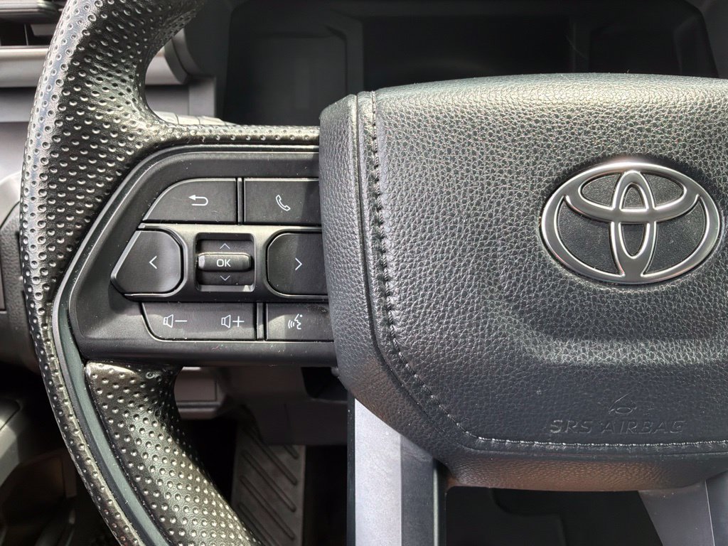 Used 2024 Toyota Tacoma SR5 AWD/4WD image 15