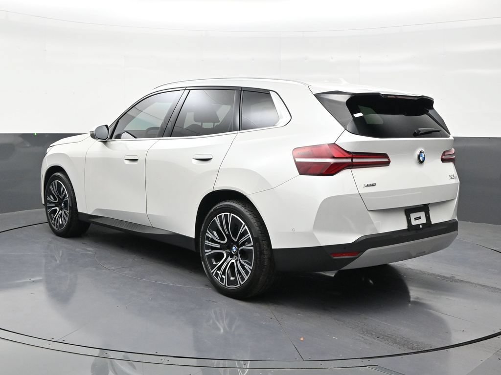 Used 2025 BMW X3 xDrive30i w/ Premium Package AWD/4WD image 3