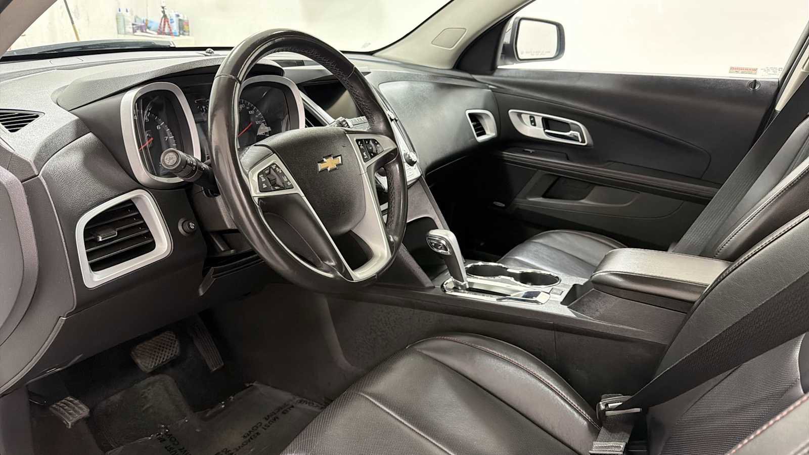 Used 2015 Chevrolet Equinox LTZ AWD/4WD image 12