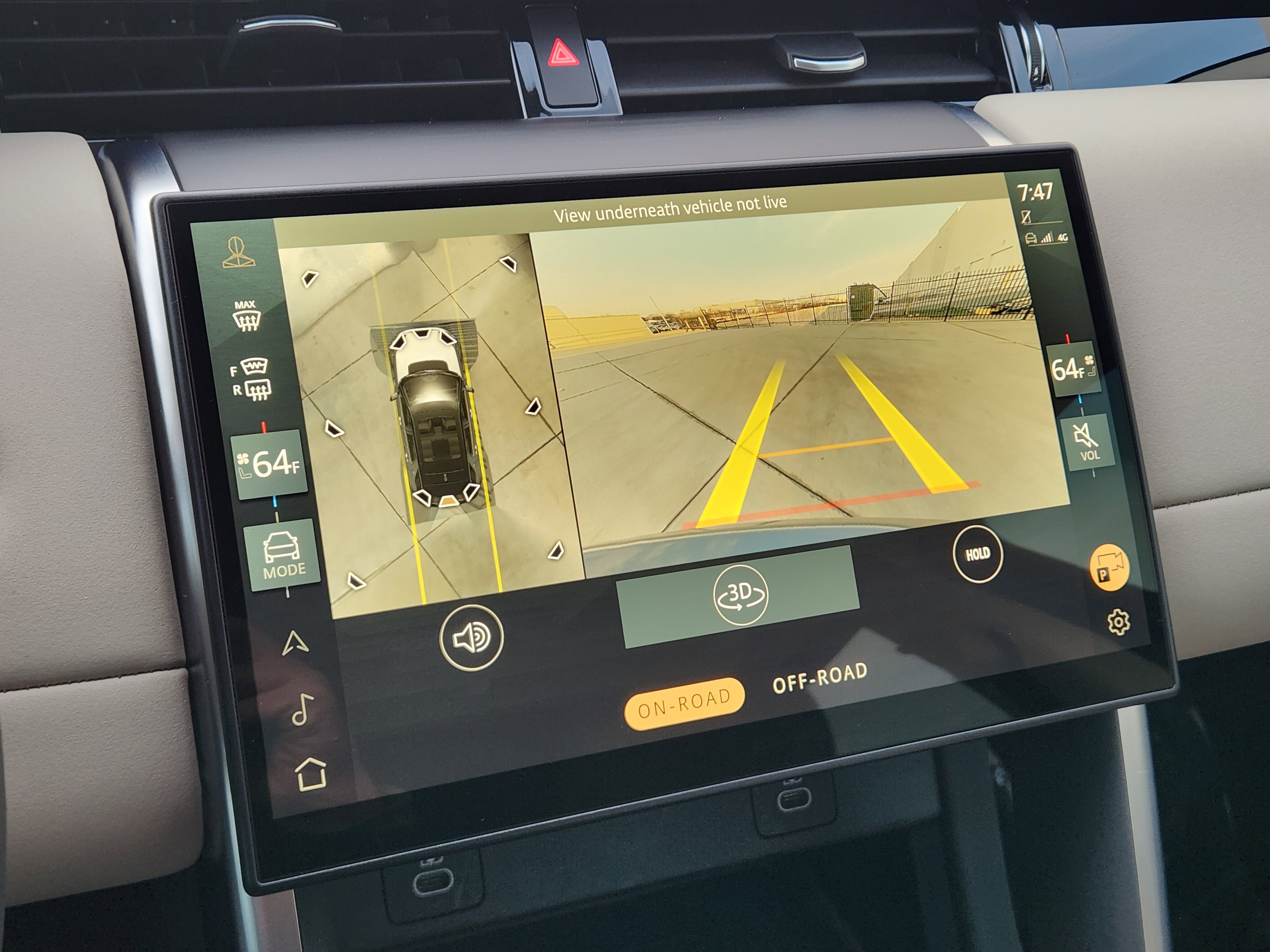 Certified 2024 Land Rover Discovery Sport S image 19