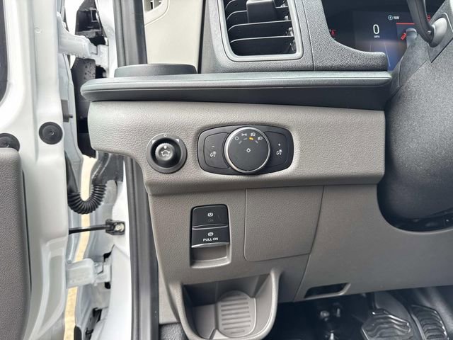 New 2026 Ford Transit 250 148 Medium Roof RWD image 25