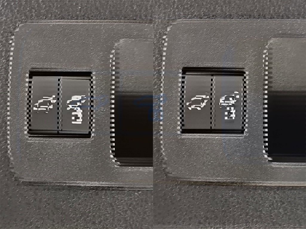 New 2026 Lexus LX 600 4WD w/ Luxury Package image 13