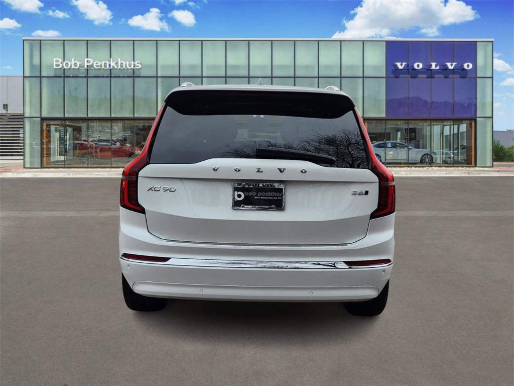 Used 2025 Volvo XC90 B6 Core w/ Protection Package Premier image 32
