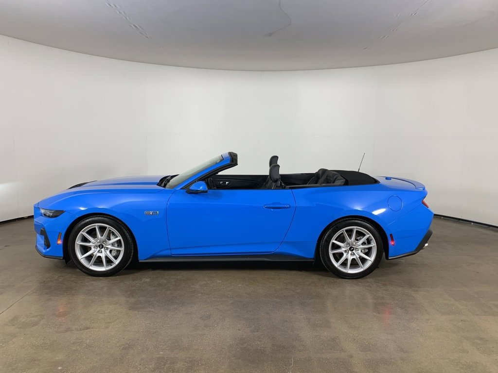 Used 2025 Ford Mustang GT Premium image 36