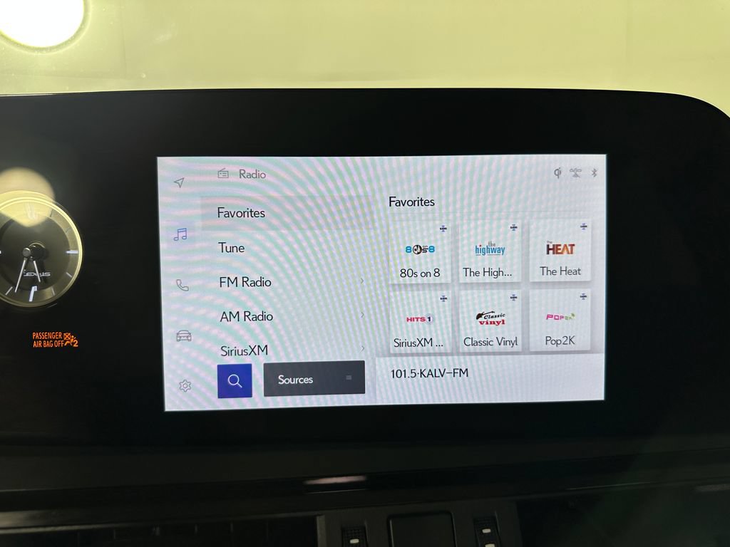 Used 2023 Lexus ES 250 w/ Premium Package AWD/4WD image 28