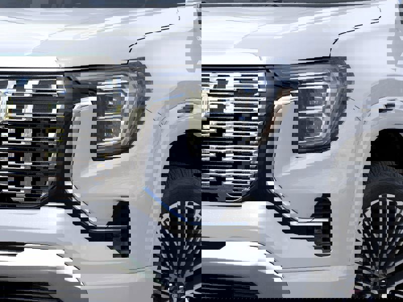 New 2026 GMC Terrain Denali w/ LPO, Floor Liner Package image 44