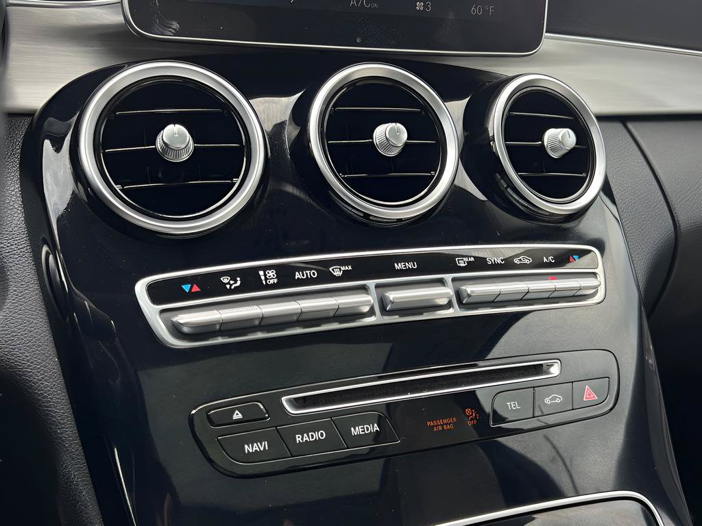 Used 2015 Mercedes-Benz C 300 4MATIC Sedan image 47
