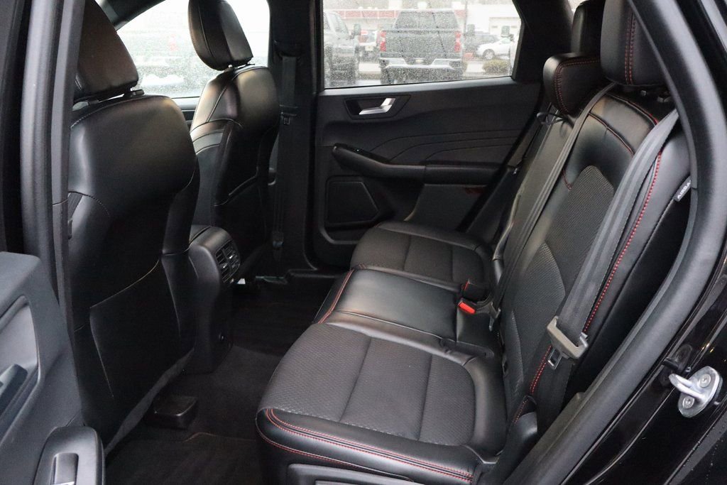 Used 2023 Ford Escape ST-Line image 22