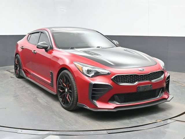 Used 2020 Kia Stinger GT-Line w/ Sun & Sound Package AWD/4WD image 2