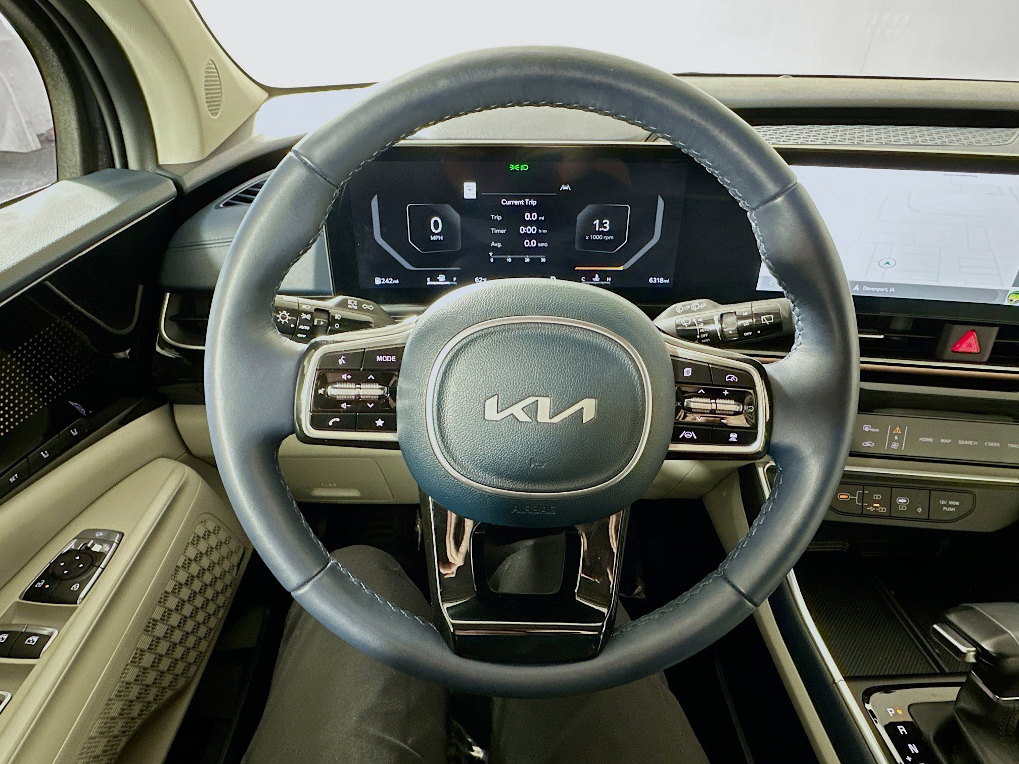 Certified 2026 Kia Carnival SX Prestige FWD image 11