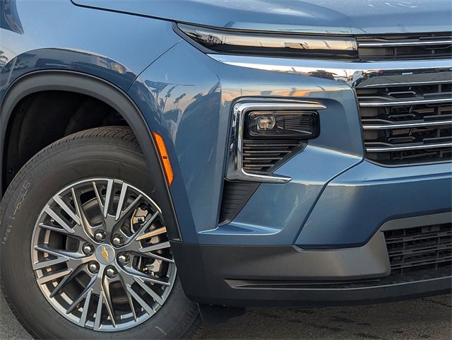 New 2026 Chevrolet Traverse LT image 3