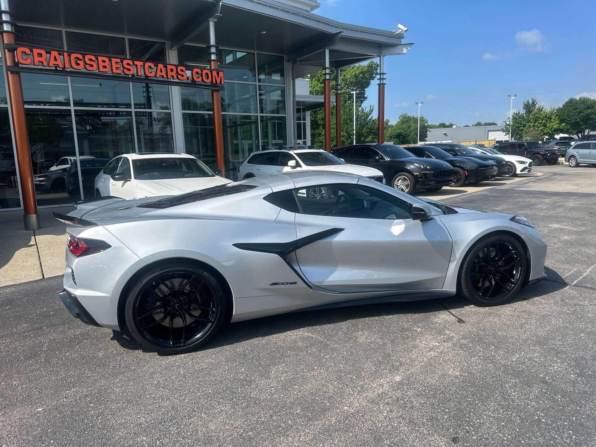 Used 2026 Chevrolet Corvette Z06 RWD image 2